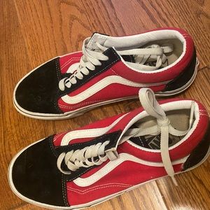 old skool vans off the wall design